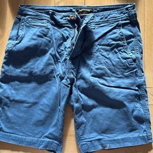 American Eagle men’s shorts